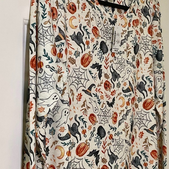 Halloween Shirt - NWT - Picture 5 of 15